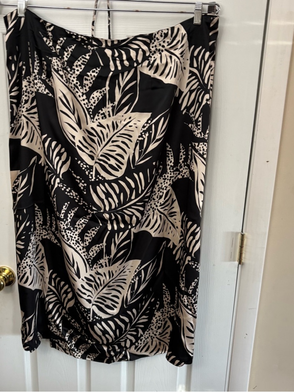NWT Future Collective Halter Dress Size 2X - Picture 3 of 8